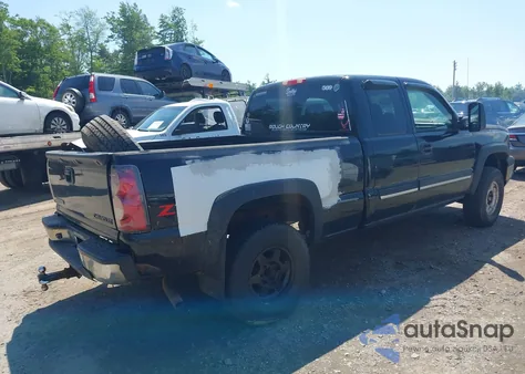 2004 Chevrolet Silverado 1500 Z71 from USA, damaged, VIN 2GCEK19T841314332